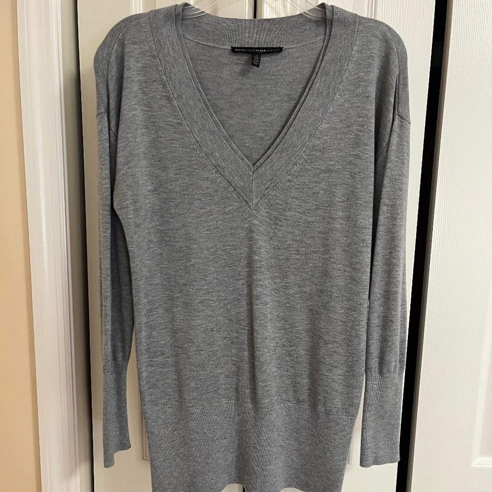 WHBM gray v-neck sweater size small